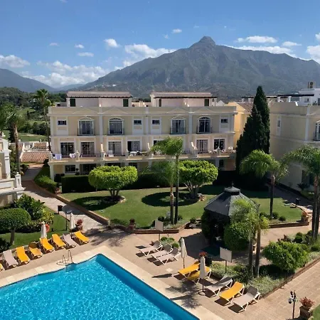 Heated Indoor Pool 2 Bed Mountain Sunset Views Marbella