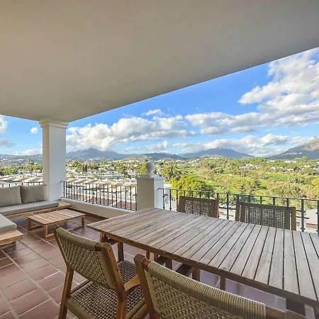 Heated Indoor Pool 2 Bed Mountain Sunset Views * Marbella